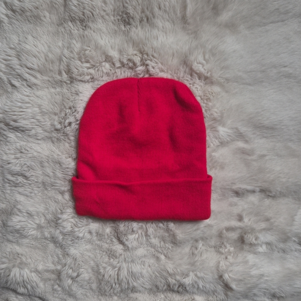 Red Beanie Hat Knit Gelante Ski Outdoors Fall Winter Streetwear Basics Minimalis